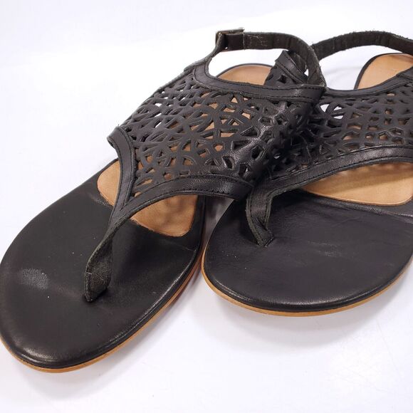 GMD Buckle Strap Leather Casual Sandals Womens Size 9.5 40 Black Beige - Picture 8 of 9